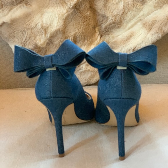 Verity Metallic Denim Bow Pumps 5.5 - Picture 2 of 3